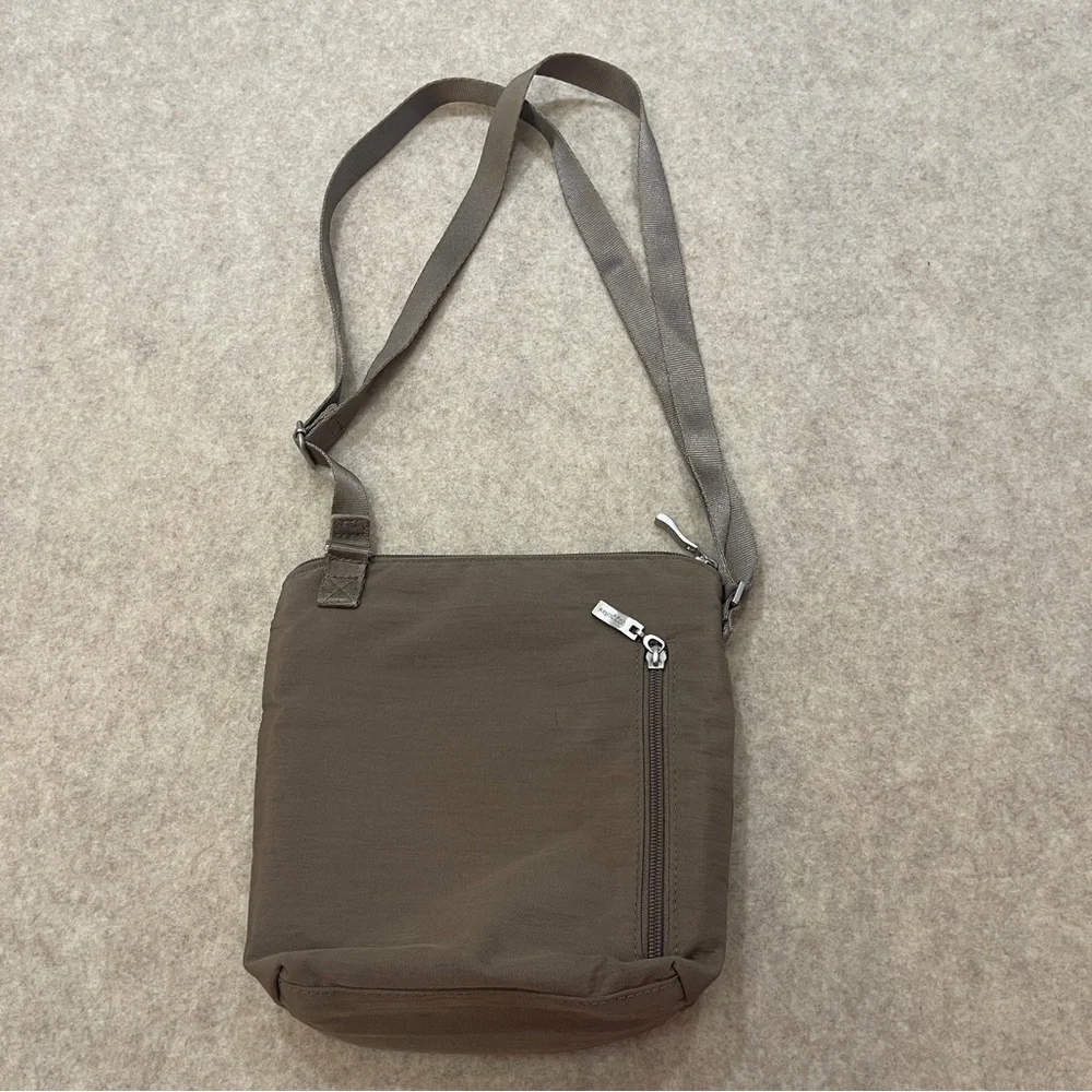 Baggallini Brown Portobello Zip Pocket Nylon Crossbody Bag